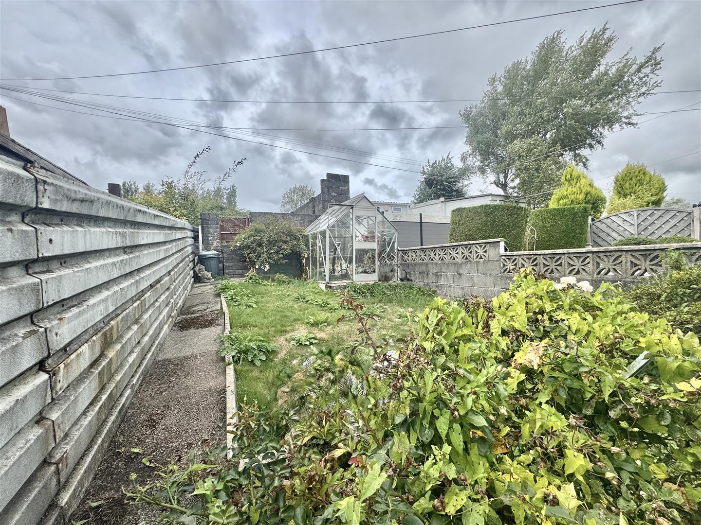 Clydach Road, Morriston, Swansea, SA6 6QH